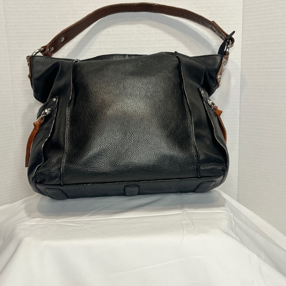 Nino Bossi Hobo style leather handbag